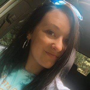 Meet your Posher, Delaney